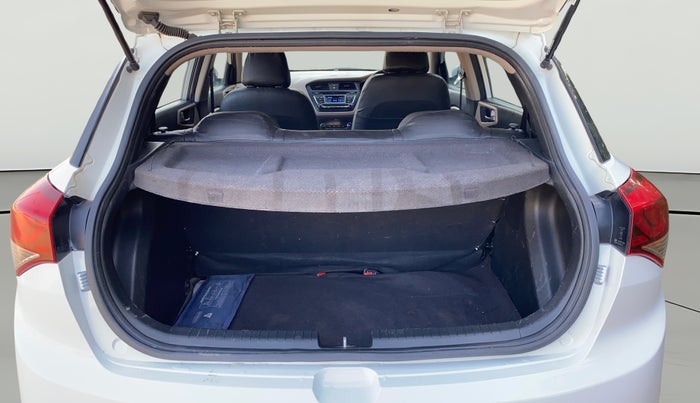 2017 Hyundai Elite i20 SPORTZ 1.2, Petrol, Manual, 68,116 km, Boot Open Zoomed View