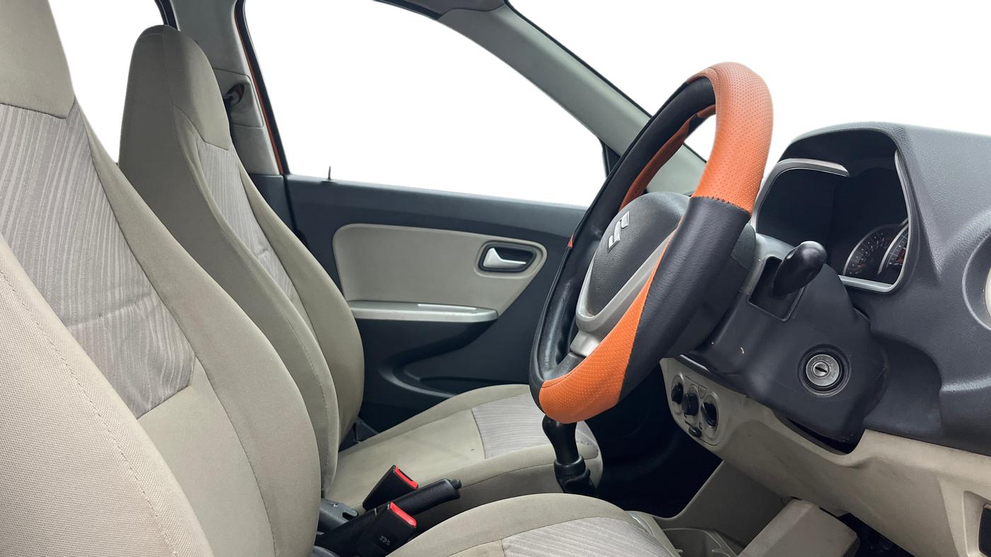 2017 Maruti Alto K10 VXI, Petrol, Manual, 80,632 km, Right Side Front Door Cabin