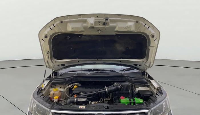 2020 Mahindra XUV300 W8 (O) 1.2 PETROL, Petrol, Manual, 1,03,497 km, Open Bonet