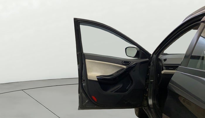 2024 Tata NEXON Pure 1.2 Petrol 6AMT, Petrol, Manual, 39,770 km, LHS Front Door