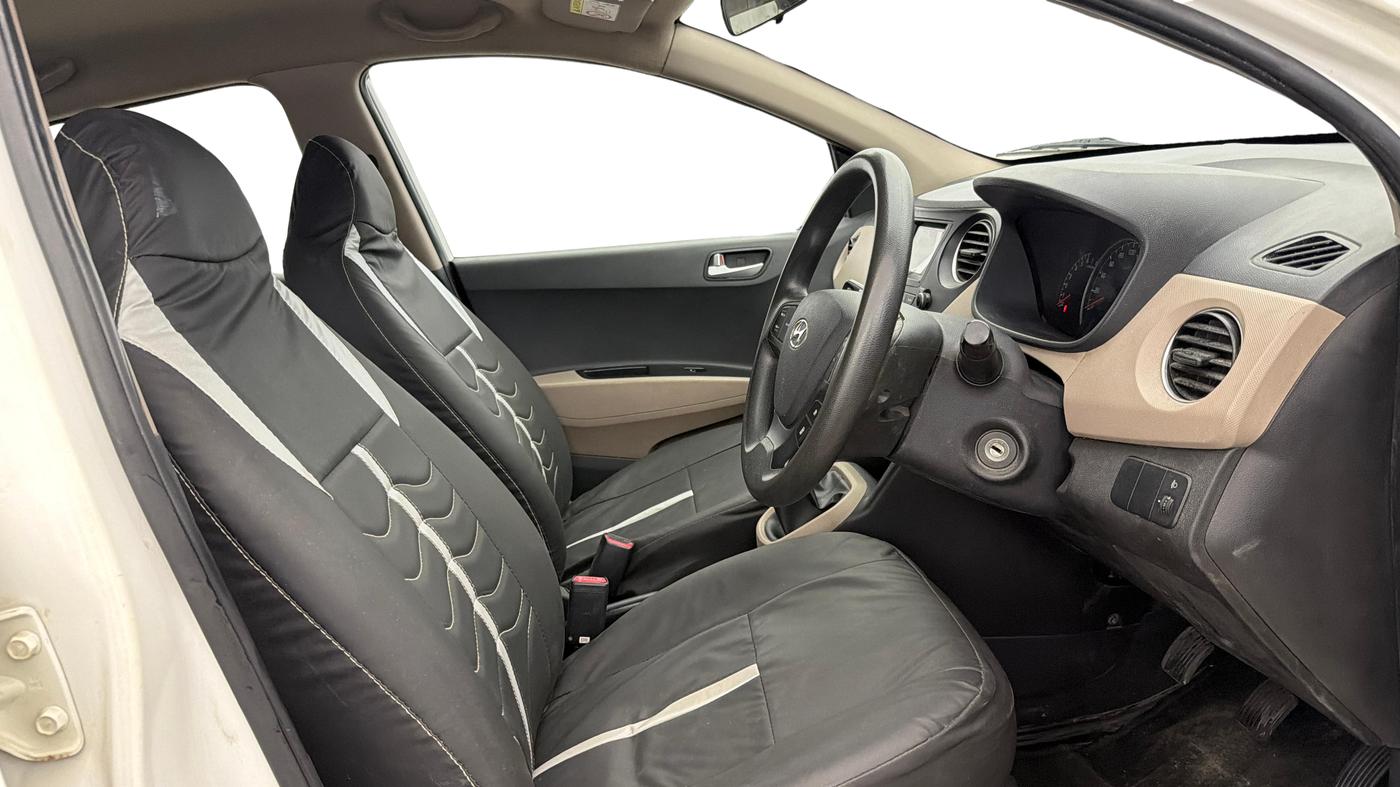 2017 Hyundai Grand i10 SPORTZ 1.2 KAPPA VTVT, Petrol, Manual, 40,530 km, Right Side Front Door Cabin