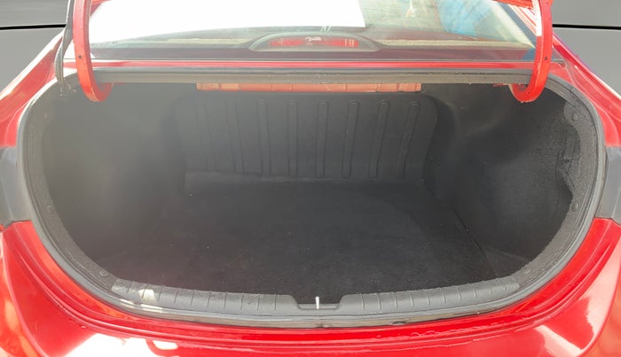 2017 Hyundai Verna 1.6 VTVT SX, Petrol, Manual, 70,826 km, Boot Open Zoomed View