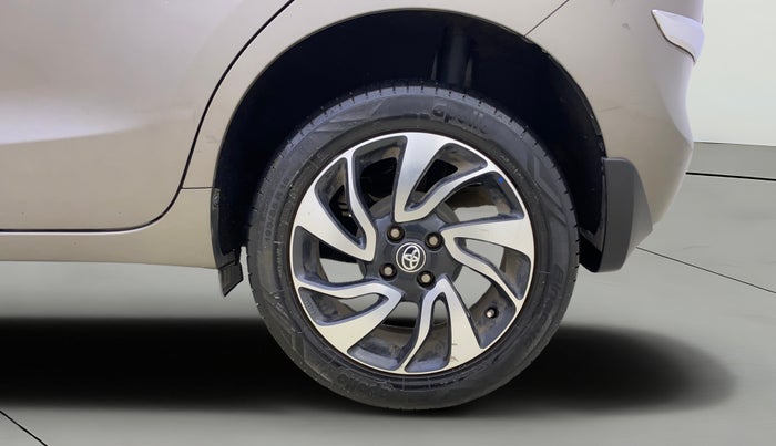 2021 Toyota Glanza G, Petrol, Manual, 23,463 km, Left Rear Wheel