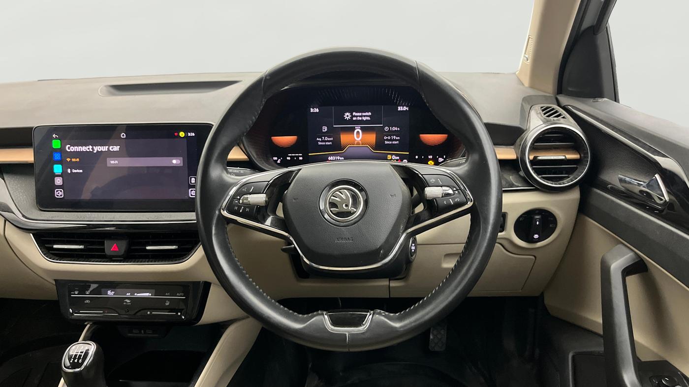 2022 Skoda SLAVIA STYLE 1.0L TSI MT, Petrol, Manual, 68,299 km, Steering Wheel Close Up