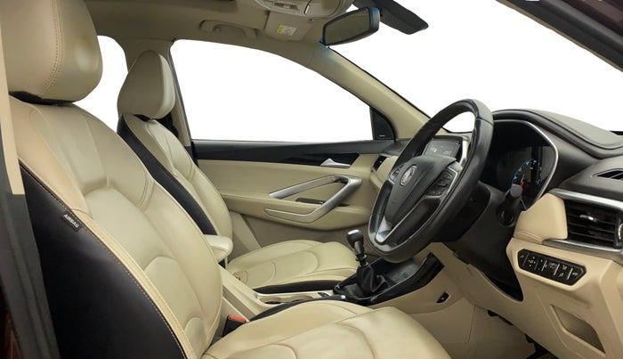 2022 MG HECTOR SHARP HYBRID 1.5 PETROL, Petrol, Manual, 70,176 km, Right Side Front Door Cabin