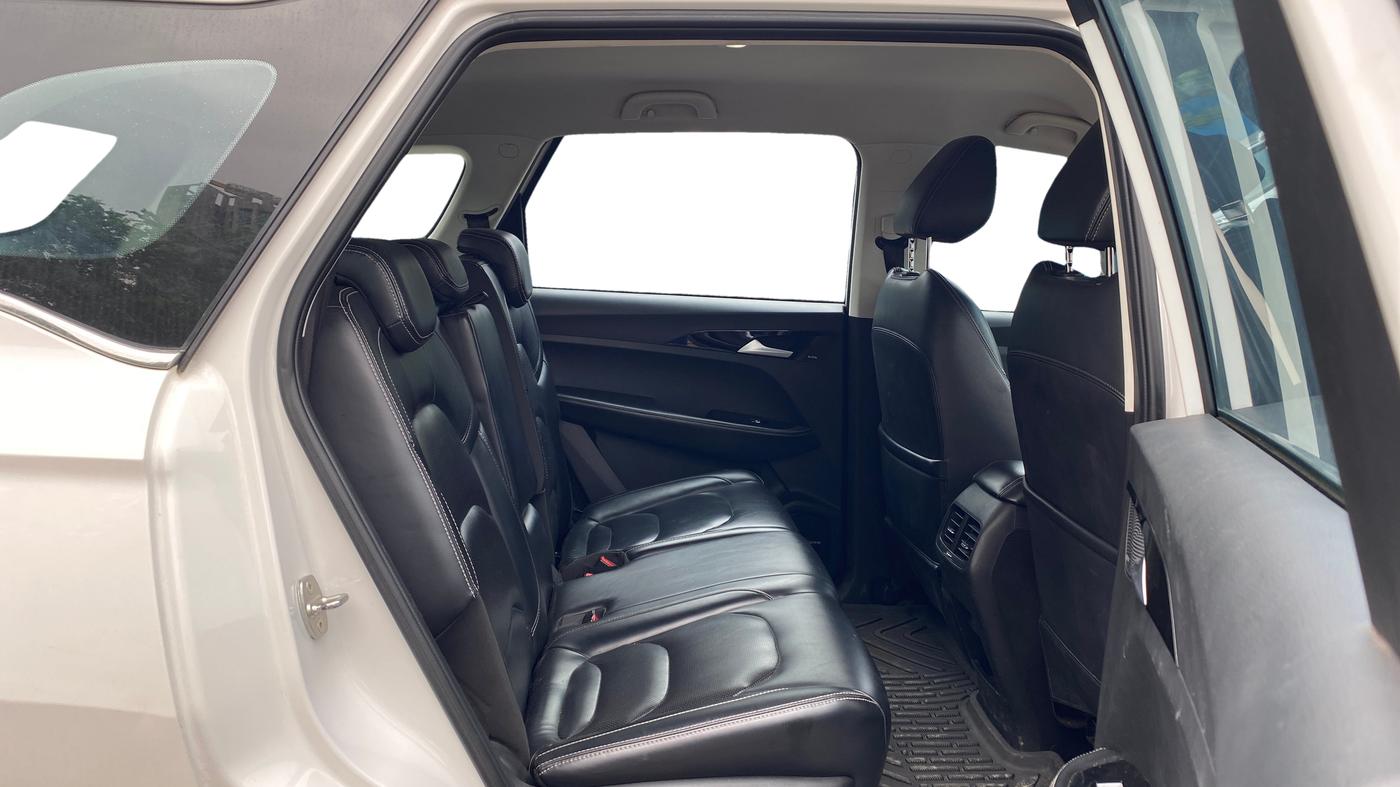 2021 MG HECTOR SMART 1.5 DCT PETROL, Petrol, Automatic, 35,231 km, Right Side Rear Door Cabin