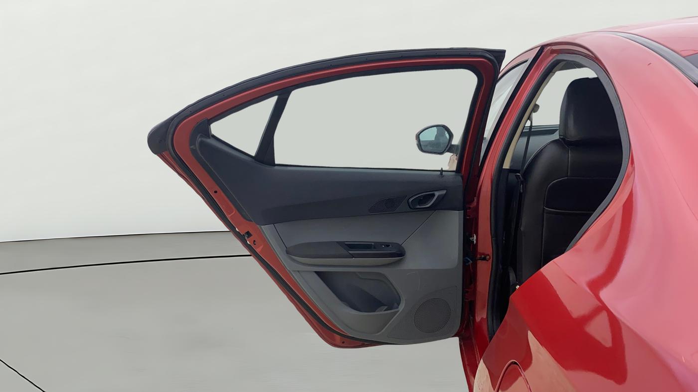 2017 Tata TIGOR XT DIESEL, Diesel, Manual, 67,389 km, LHS Rear Door
