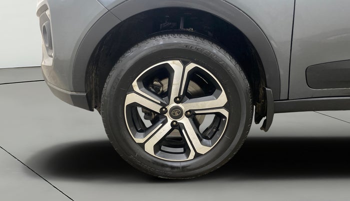2023 Tata NEXON XZA PLUS LUXURY SUNROOF PETROL, Petrol, Automatic, 90,086 km, Left Front Wheel