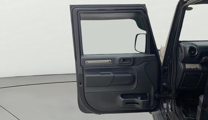 2023 Mahindra Thar LX HARD TOP 4WD MT, Diesel, Manual, 36,893 km, LHS Rear Door