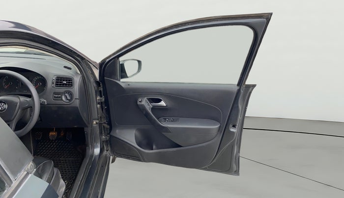 2018 Volkswagen Polo COMFORTLINE 1.0L MPI, Petrol, Manual, 8,325 km, RHS Front Door