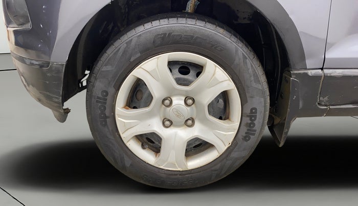 2013 Ford Ecosport AMBIENTE 1.5L DIESEL, Diesel, Manual, 1,39,659 km, Left Front Wheel