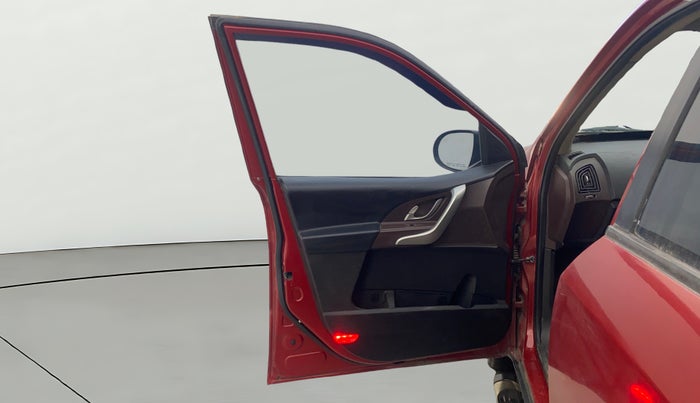 2013 Mahindra XUV500 W6, Diesel, Manual, 56,948 km, LHS Front Door