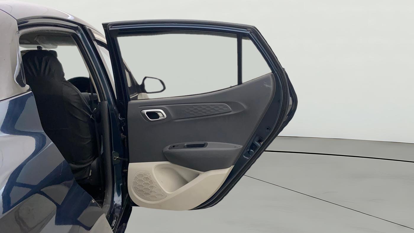2022 Hyundai AURA SX 1.2 CNG, CNG, Manual, 58,723 km, RHS Rear Door