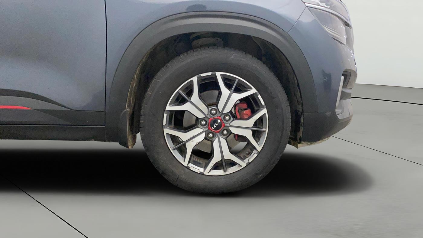 2023 KIA SELTOS  GTX PLUS 1.5 DIESEL AT, Diesel, Automatic, 1,19,220 km, Right Front Wheel