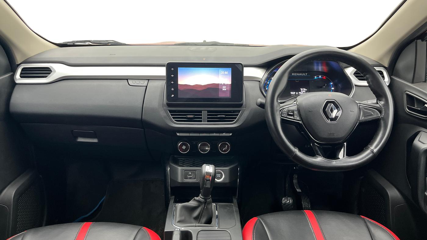 2024 Renault Kiger RXT (O) AMT DUAL TONE, Petrol, Automatic, 7,572 km, Dashboard