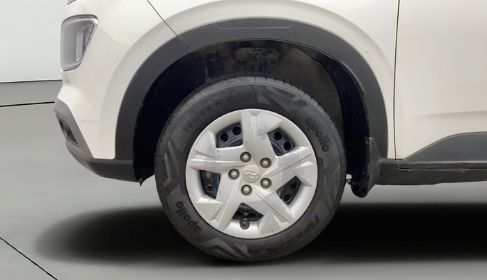 2021 Hyundai VENUE S 1.2, Petrol, Manual, 1,12,675 km, Left Front Wheel