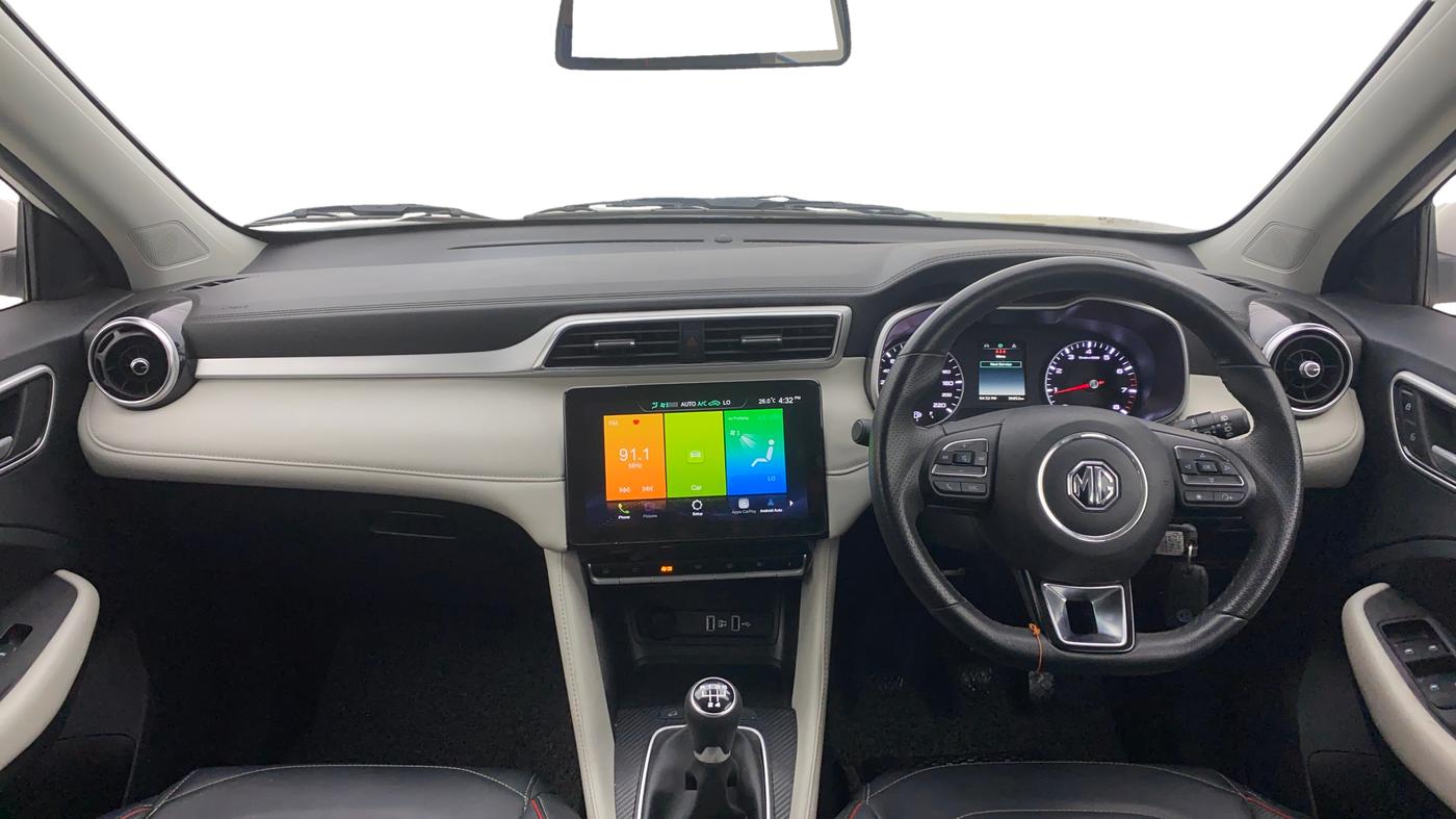 2023 MG ASTOR STYLE 1.5 MT, Petrol, Manual, 30,803 km, Dashboard