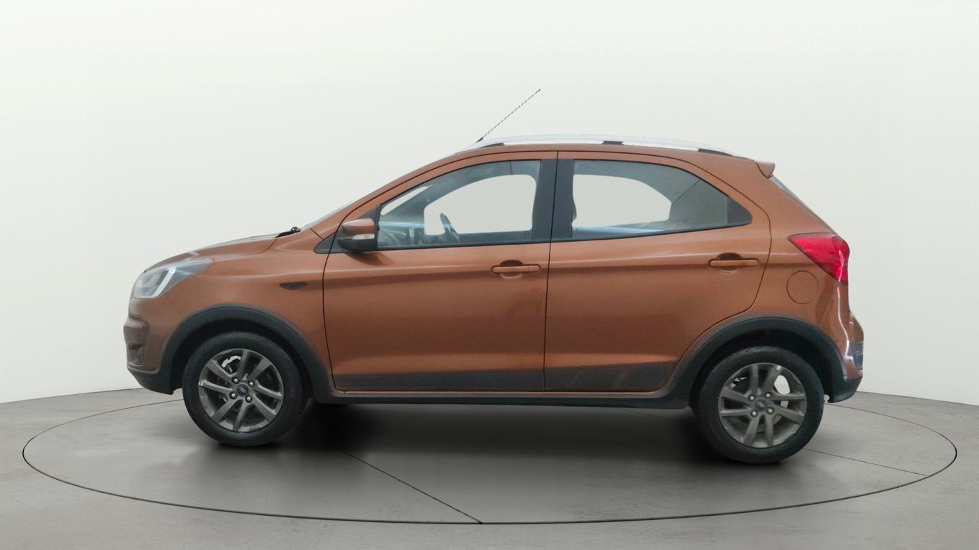 2020 Ford FREESTYLE TITANIUM PLUS 1.5 DIESEL, Diesel, Manual, 77,182 km, Left Side
