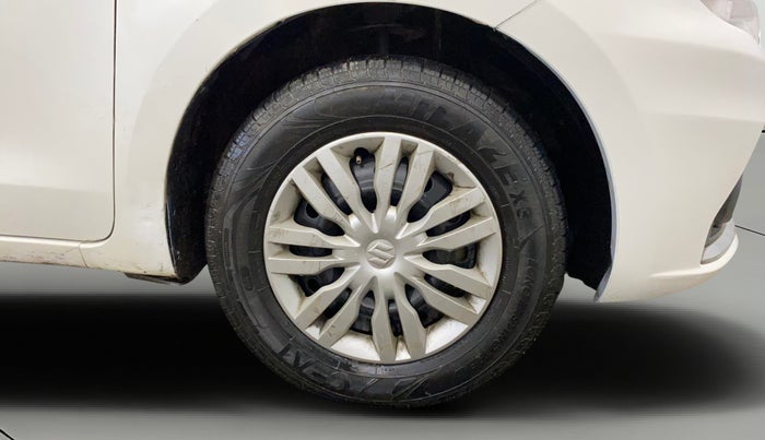 2022 Maruti Dzire VXI CNG, CNG, Manual, 57,404 km, Right Front Wheel