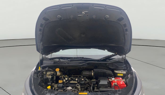 2020 Tata ALTROZ XZ PETROL, Petrol, Manual, 22,214 km, Open Bonet