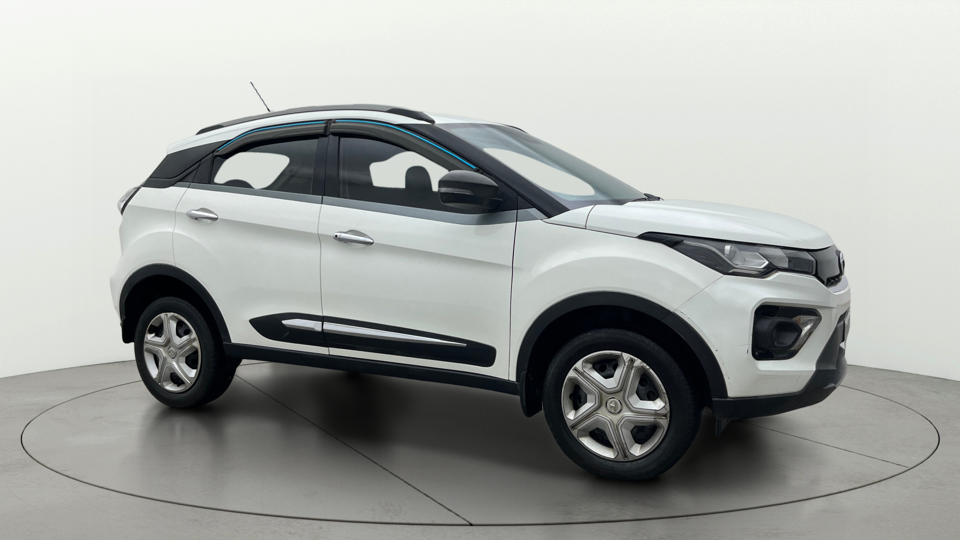 2020 Tata Nexon XM PLUS SUNROOF DIESEL