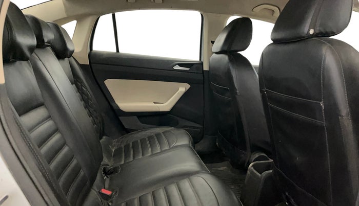 2022 Volkswagen VIRTUS COMFORTLINE TSI 1.0 MT, Petrol, Manual, 47,306 km, Right Side Rear Door Cabin