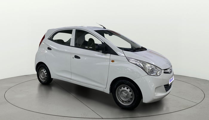 2017 Hyundai Eon ERA +, Petrol, Manual, 32,147 km, Right Front Diagonal