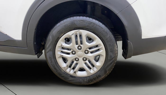 2023 KIA CARENS PRESTIGE 1.5 PETROL 7 STR, Petrol, Manual, 37,435 km, Left Rear Wheel