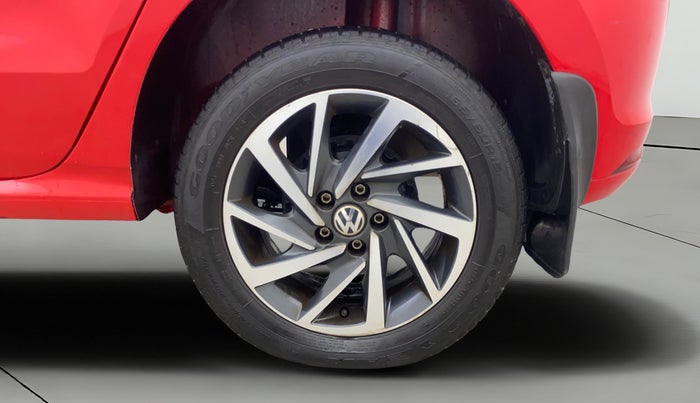 2018 Volkswagen Polo COMFORTLINE 1.0L MPI, Petrol, Manual, 21,614 km, Left Rear Wheel