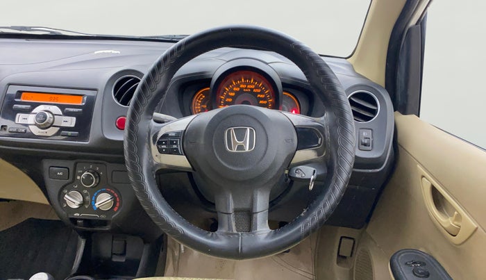 2014 Honda Amaze 1.2L I-VTEC S, Petrol, Manual, 1,28,271 km, Steering Wheel Close Up