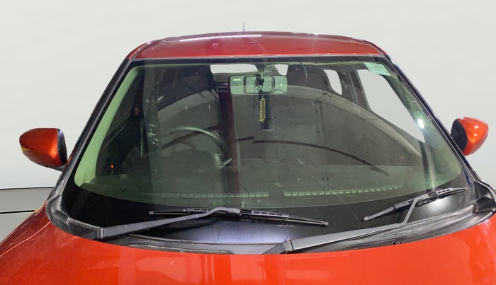 2019 Maruti Swift ZXI AMT, Petrol, Automatic, 60,014 km, Front Windshield