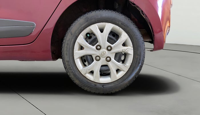 2014 Hyundai Grand i10 SPORTZ AT 1.2 KAPPA VTVT, Petrol, Automatic, 1,10,190 km, Left Rear Wheel
