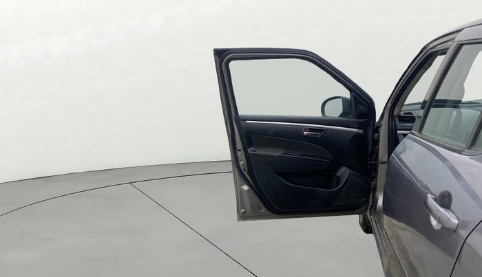 2013 Maruti Swift ZDI, Diesel, Manual, 1,02,438 km, LHS Front Door