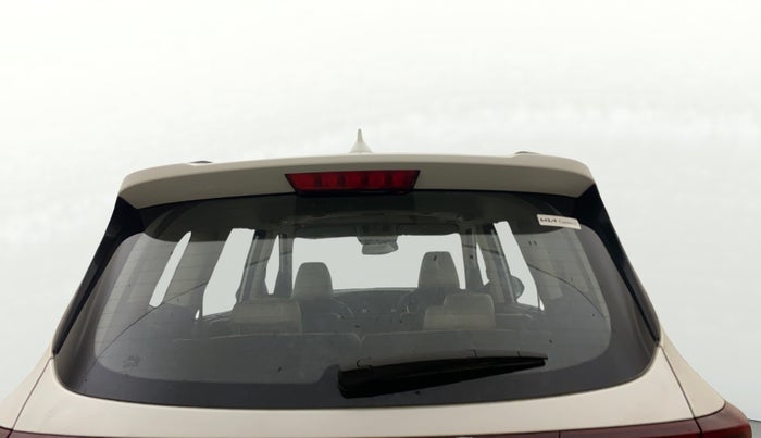 2022 KIA CARENS LUXURY PLUS 1.5 DIESEL AT 7 STR, Diesel, Automatic, 1,22,983 km, Rear Windshield