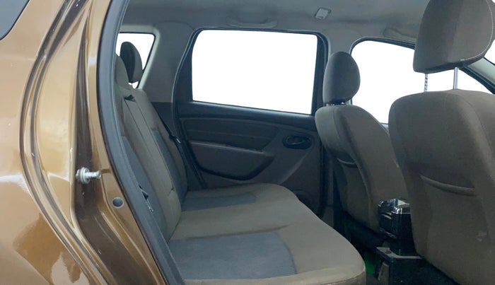 2019 Renault Duster 85 PS RXS MT DIESEL, Diesel, Manual, 1,18,148 km, Right Side Rear Door Cabin