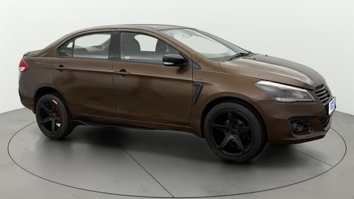 2016 Maruti Ciaz VXI+, Petrol, Manual, 62,999 km, Right Front Diagonal