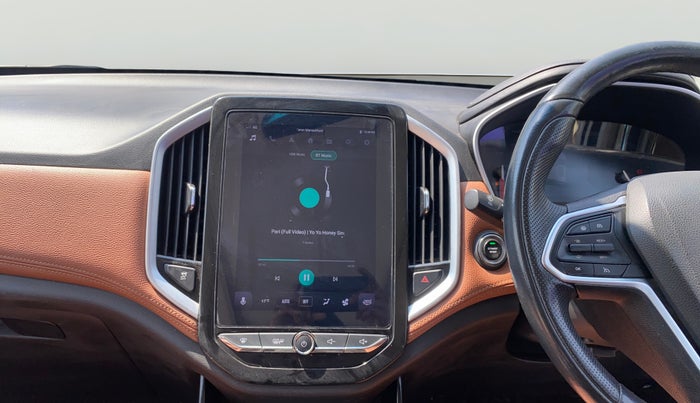 2021 MG HECTOR PLUS SHARP 2.0 DIESEL TURBO MT 6-STR, Diesel, Manual, 1,30,986 km, Air Conditioner