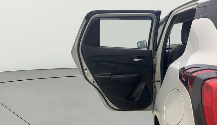 2023 Maruti Swift ZXI, Petrol, Manual, 4,273 km, LHS Rear Door