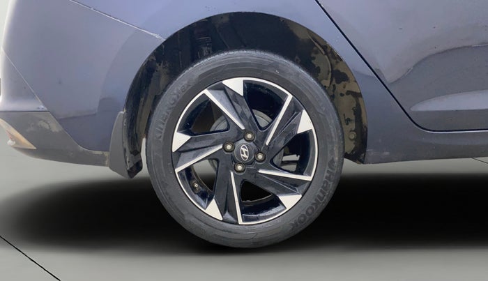 2020 Hyundai Verna SX (O) 1.5 VTVT IVT, Petrol, Automatic, 37,297 km, Right Rear Wheel