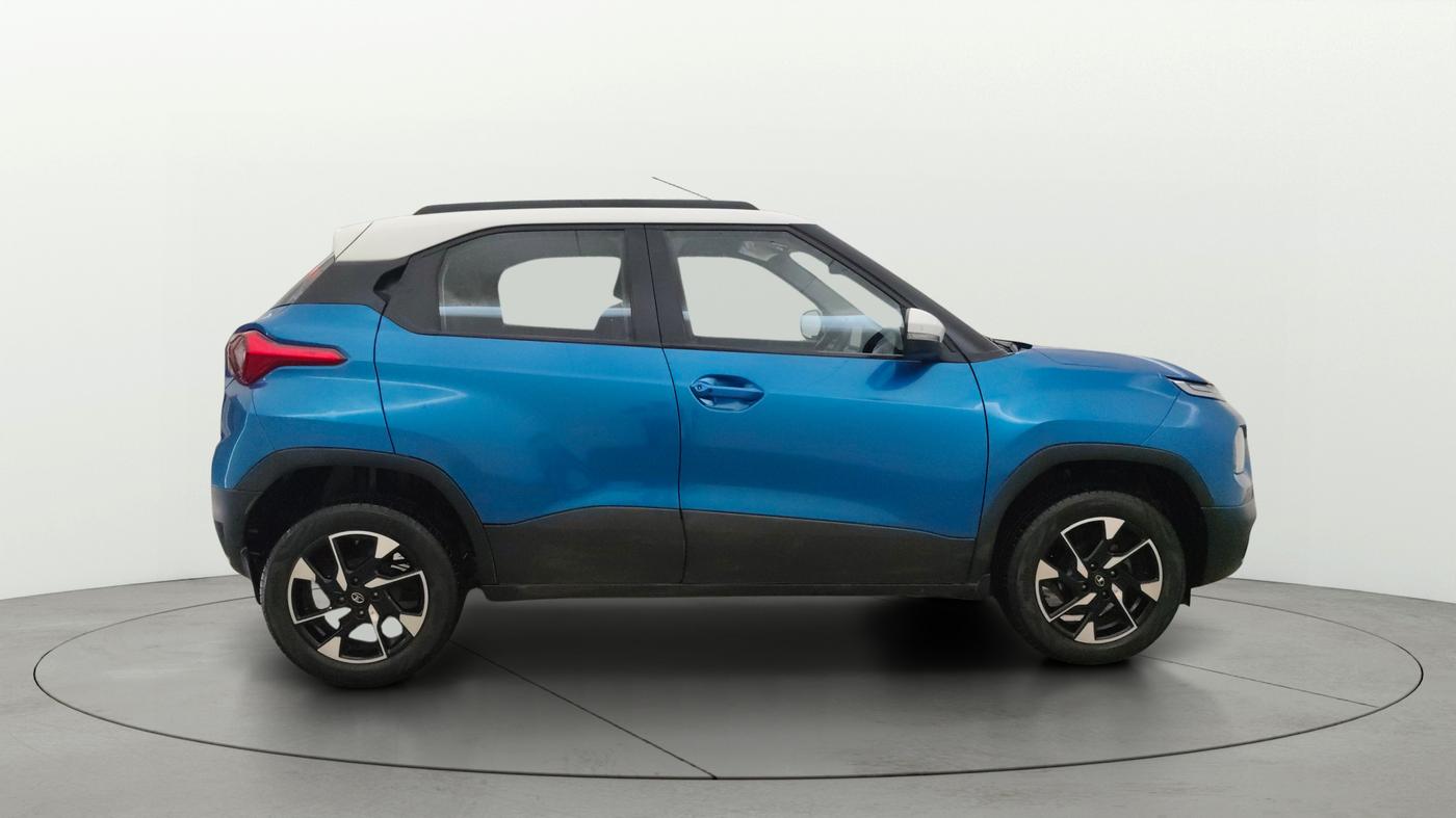 2021 Tata PUNCH CREATIVE AMT 1.2 RTN DUAL TONE, Petrol, Automatic, 19,571 km, Right Side View