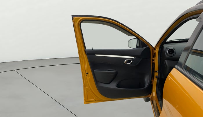 2023 Renault Kwid CLIMBER AMT 1.0, Petrol, Automatic, 15,960 km, LHS Front Door