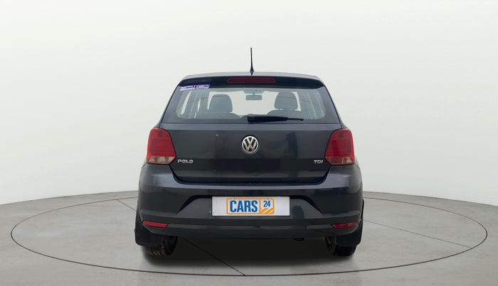 2015 Volkswagen Polo HIGHLINE1.5L, Diesel, Manual, 1,43,737 km, Back/Rear