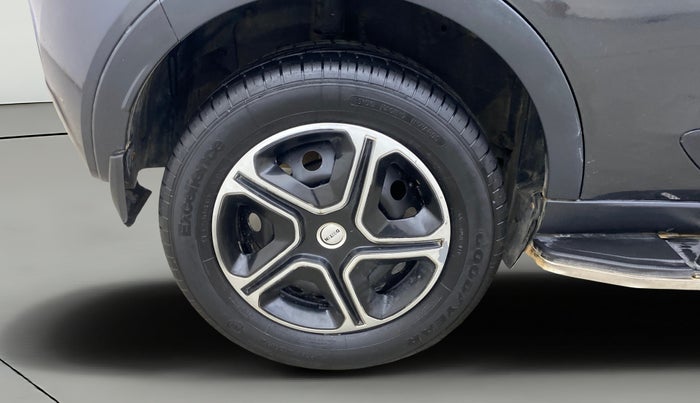 2018 Tata NEXON XMA PETROL, Petrol, Automatic, 72,443 km, Right Rear Wheel