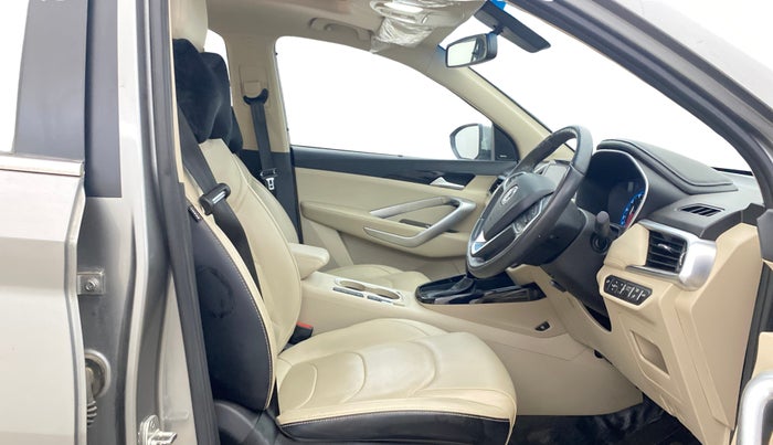 2021 MG HECTOR SHARP 1.5 DCT PETROL, Petrol, Automatic, 37,790 km, Right Side Front Door Cabin