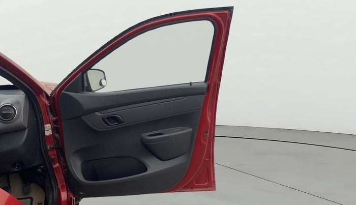 2016 Renault Kwid RXT 1.0 AMT, Petrol, Automatic, 20,099 km, RHS Front Door