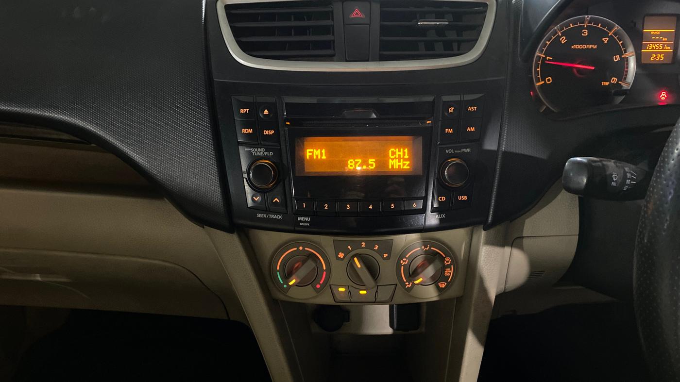 2017 Maruti Swift Dzire VDI, Diesel, Manual, 1,34,543 km, Air Conditioner