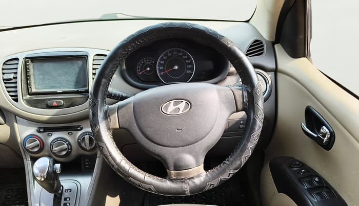 2013 Hyundai i10 SPORTZ 1.2 AT, Petrol, Automatic, 70,543 km, Steering Wheel Close Up