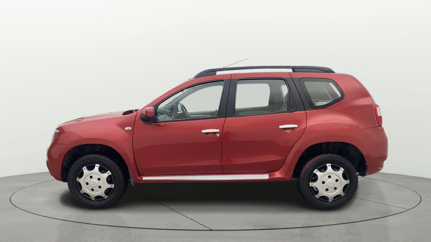 2014 Nissan Terrano XL (P), Petrol, Manual, 1,24,832 km, Left Side