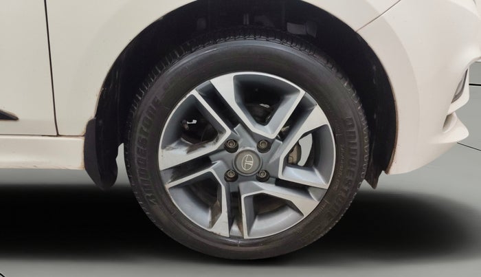 2023 Tata TIGOR XZ PLUS LEATHERETTE, Petrol, Manual, 18,549 km, Right Front Wheel