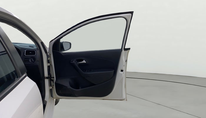 2017 Volkswagen Polo GT TSI AT, Petrol, Automatic, 72,046 km, RHS Front Door